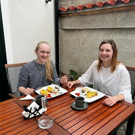 住宿加早餐酒店 Condesa 地拉那