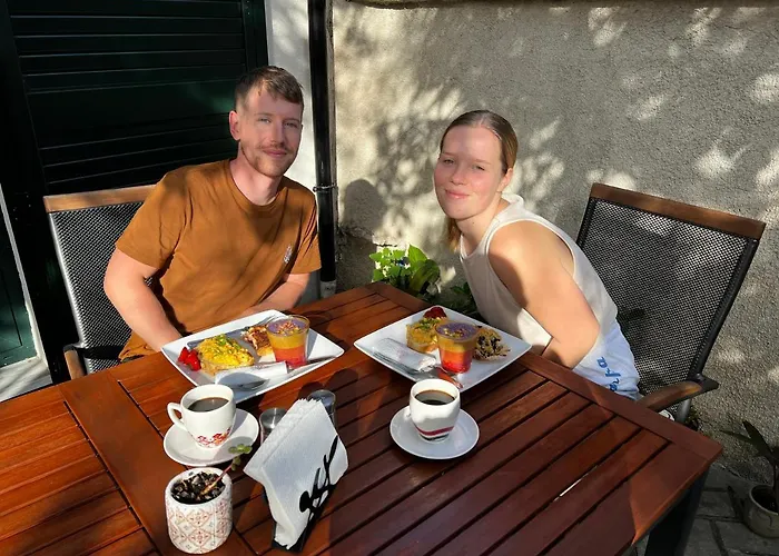 Bed and Breakfast Condesa Τίρανα